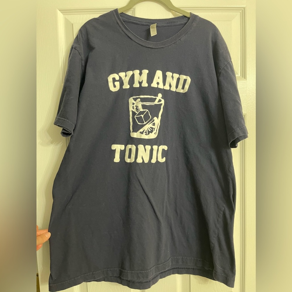 🖤American Apparel “ Gym and Tonic” T-Shirt